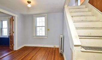 55 Mt Hope Ave, Bristol, RI 02809