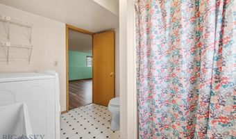 704 Mayfair Dr, Belgrade, MT 59714