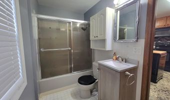 615 N 3rd St, Aberdeen, SD 57401
