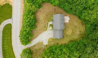 11 Stonington Dr, Belmont, NH 03220