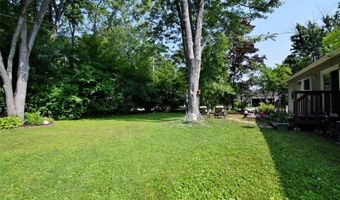 594 Terra Ln, Amherst, OH 44001