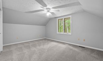 11 Spring Hill Rd, Bedford, NH 03110