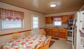 836 DEVENNEY Dr, Bellmawr, NJ 08031
