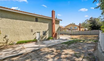 6890 E Georgetown Cir, Anaheim, CA 92807
