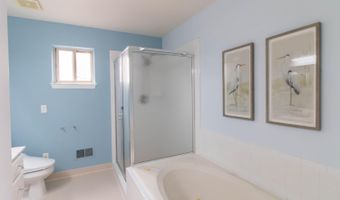 2864 Mystic Dr, Ann Arbor, MI 48103