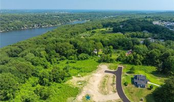 46 Hillside Ct, North Kingstown, RI 02874