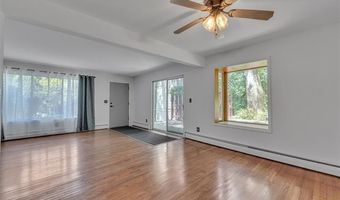 1558 1560 W Jones Dr SW, Ann Arbor, MI 48105