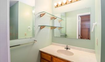 22 Ledgewood Dr 22, Brookfield, CT 06804