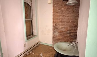 13 Lexington Ave, Albany, NY 12206