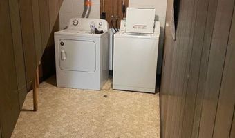 303 Lincoln Dr, Alcester, SD 57001