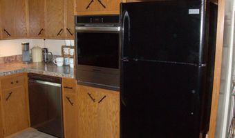 1521 S 7th St, Aberdeen, SD 57401