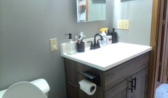 6060 US Hwy 136, Albany, MO 64402