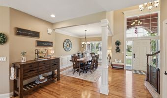 211 SW Stonegate Dr, Ankeny, IA 50023