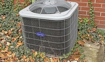 3 Greenmoor Dr, Arcanum, OH 45304