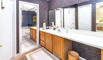 2734 Winter Garden Ct, Ann Arbor, MI 48105