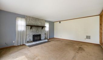 1112 Elkhorn St, Belle Fourche, SD 57717