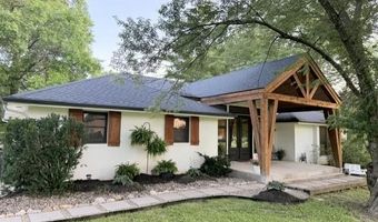 13901 Leavenworth Rd, Basehor, KS 66007