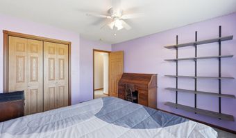 712 Taylor Ln, Albion, IN 46701