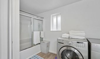 6670 SEATTLE Ave, Bay City, OR 97107