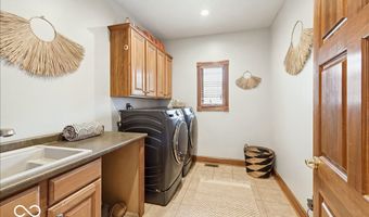 1918 Thistle Ct, Avon, IN 46123