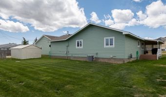 261 Hemlock St, Buffalo, WY 82834