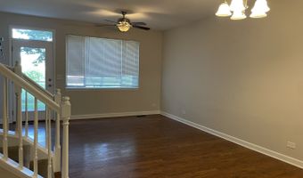 28 Waverly Ct 28, Algonquin, IL 60102