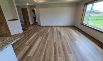 1309 18th St NE, Austin, MN 55912