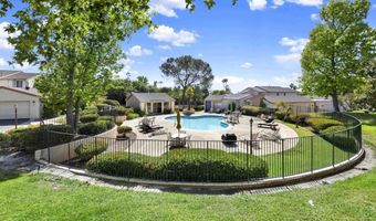 6050 Henderson Dr 16, La Mesa, CA 91942