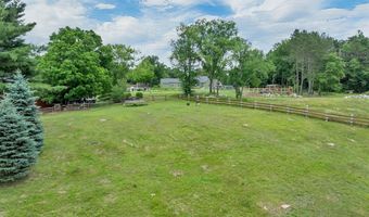 64 N Amherst Rd, Bedford, NH 03110