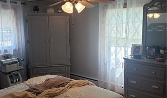 5 Cass St, Lincoln, RI 02865
