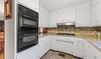 5608 LONGVIEW Dr, Adamsville, AL 35005