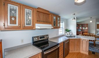 1856 Becca Ct SE, Albany, OR 97322