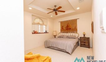 916 Fountain Dr, Carlsbad, NM 88220