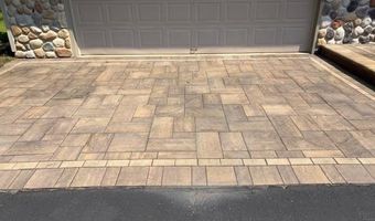 4930 Wilderness Ln, Wisconsin Rapids, WI 54494