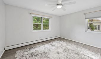 486 Oak Ave 50, Cheshire, CT 06410
