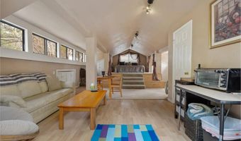 10880 Hess Dr, La Mesa, CA 91941