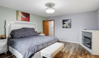 8612 Lockwood Pl, Indianapolis, IN 46217