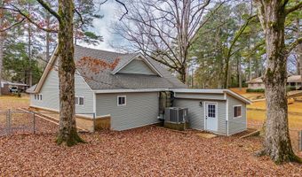 319 Rogers Ave, Bruce, MS 38915