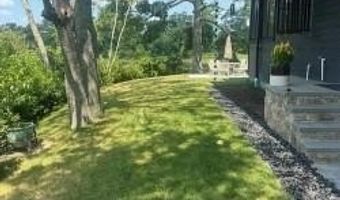 17 Jamaica Way, North Kingstown, RI 02852