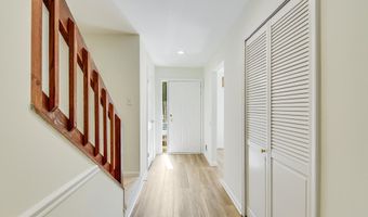 6 BELVEDERE Ct, Annapolis, MD 21403