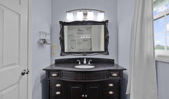246 Cherryville Rd, Bells, TN 38006