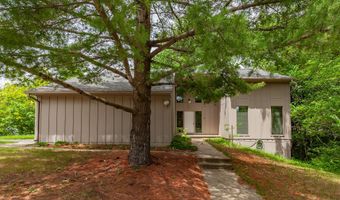 200 Westbend Cir, Ames, IA 50014