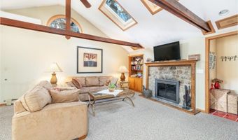 340 W Lakeshore Dr, Alloway, NJ 07422