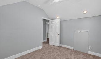826 CEDARCROFT Rd, Baltimore, MD 21212