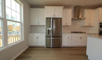 2722 Hunter Woods Dr, Apex, NC 27502
