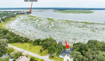 2102 Bay St, Beaufort, SC 29902