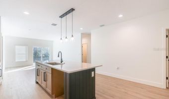 50 W 12TH St, Apopka, FL 32703