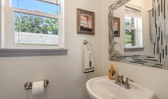 8859 Bayside Ave, Baton Rouge, LA 70806