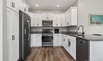 5901 Lynn Dr, Allendale, MI 49401