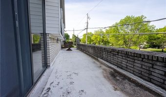 132 Harrogate E, Amherst, NY 14221